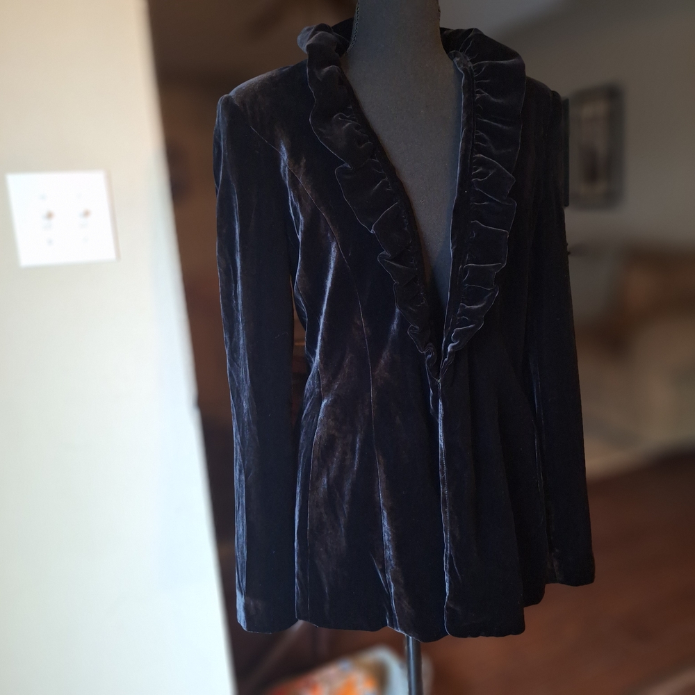 Elegant Black Velvet Women's Blazer Jacket 6 - Picture 4 of 16